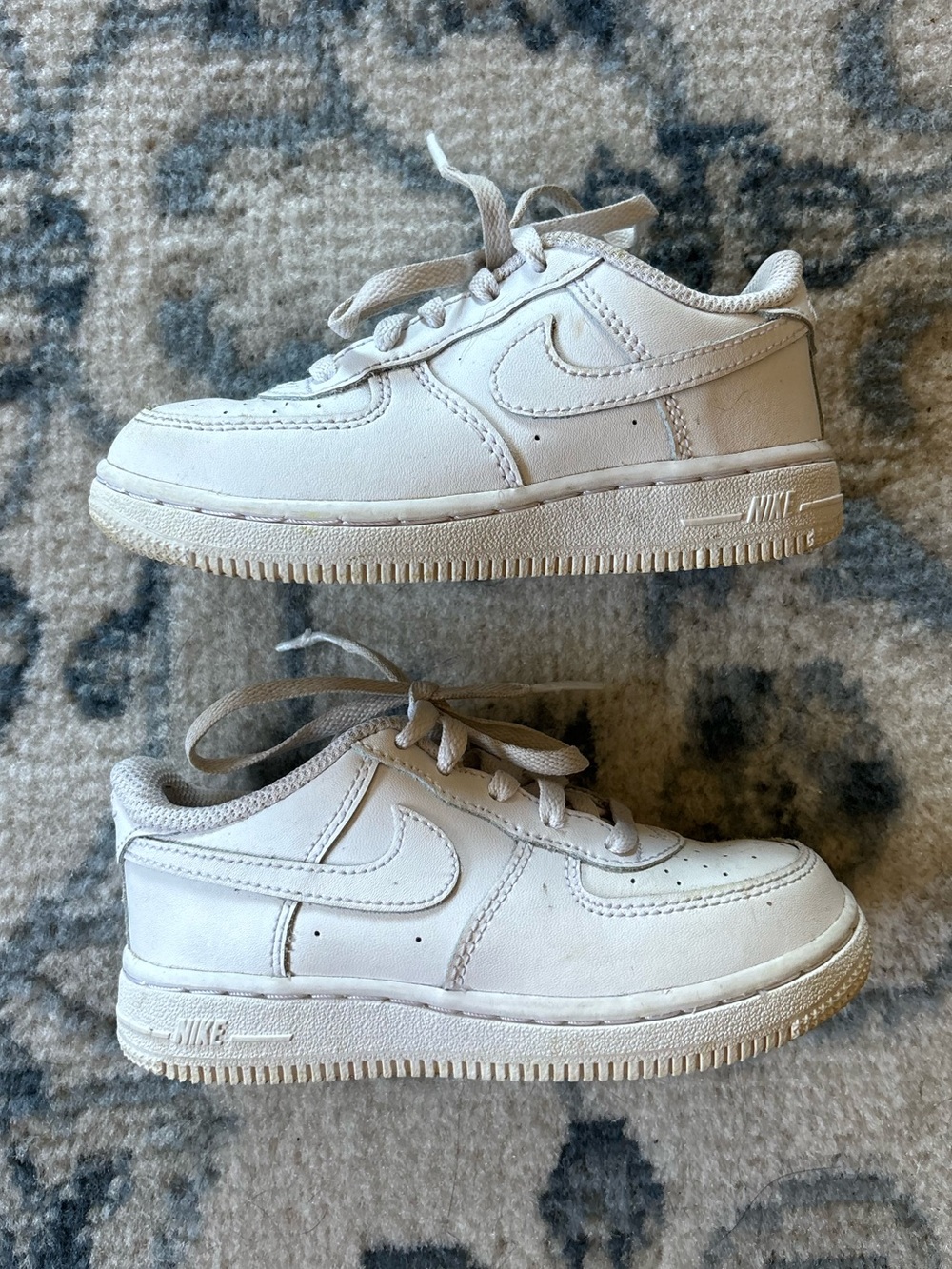Nike Kids' White Low-Top Sneakers 9C
